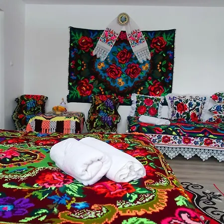 Gazde/Camere de închiriat La Dory Satu Sugatag