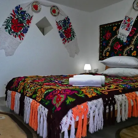 La Dory Gazde/Camere de închiriat